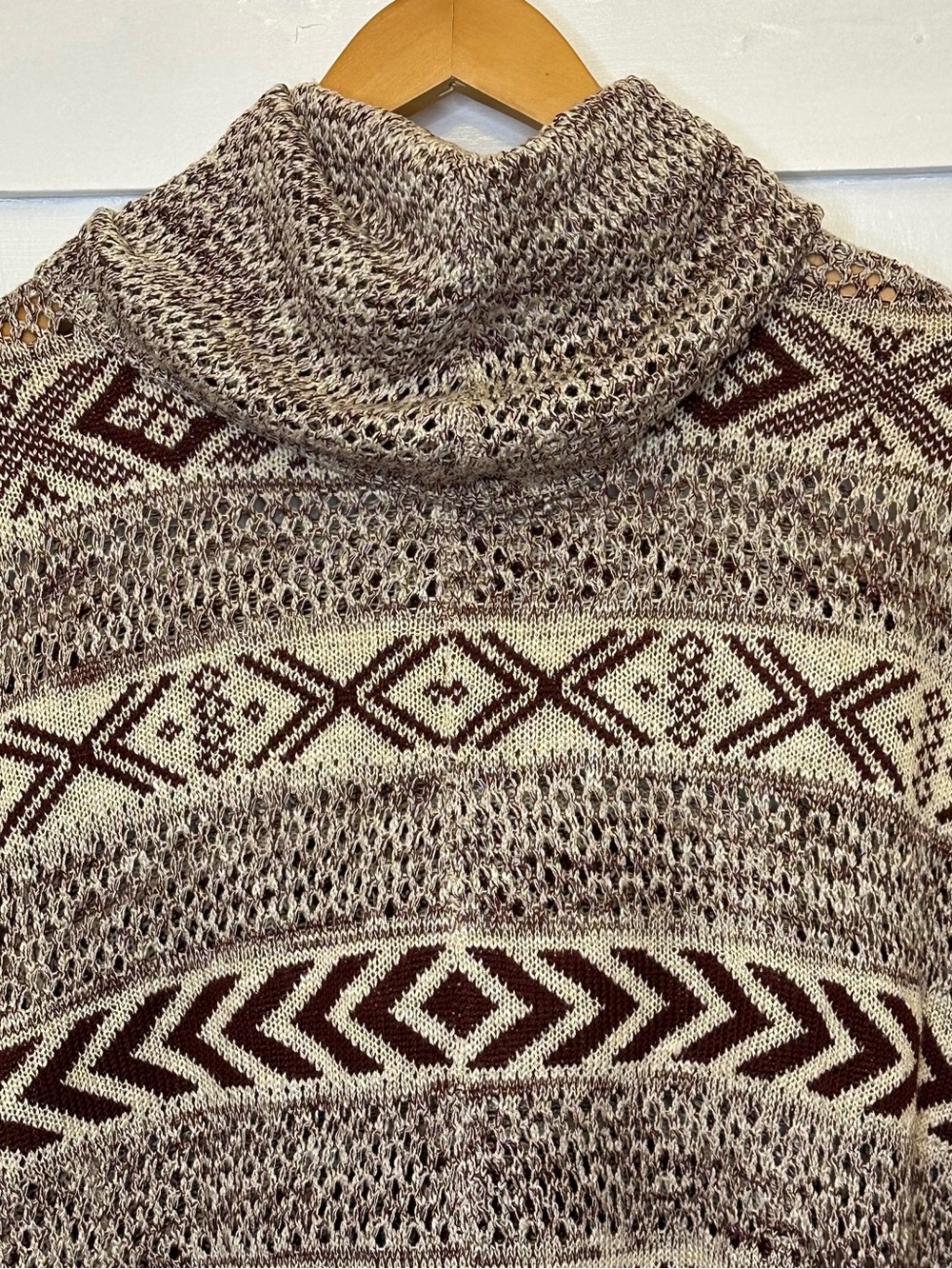 Altar’d State Cocoon Sweater Cowl Neck Doleman Sleeve Cream & Maroon Sz S Boxy - Picture 4 of 12